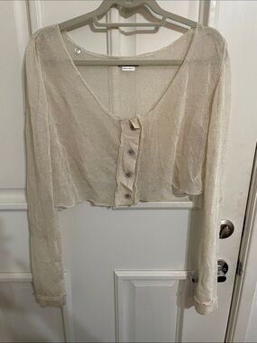 Crea  Concept Cream Lightweight  Sheer Loose Knit Cropped cardigan Top Sz M